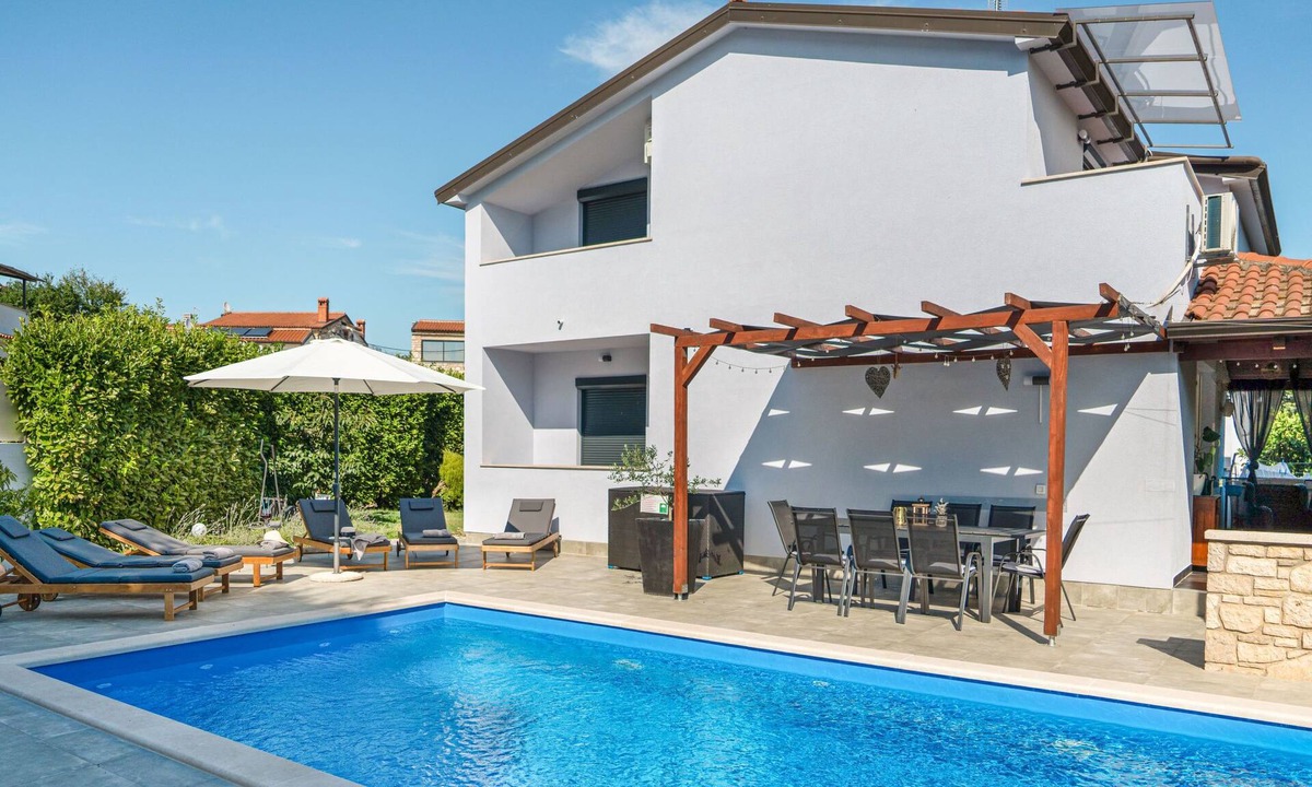 Radini House | Vacation home Gabi by Interhome