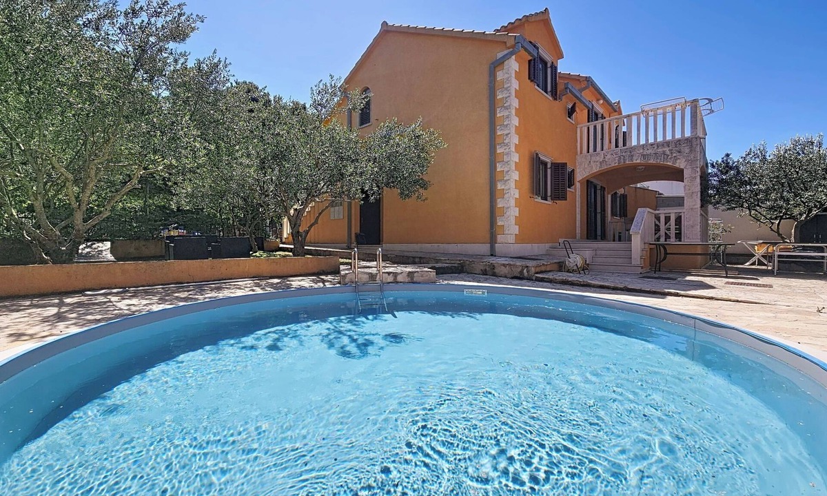 Mirce House | Vacation home Gorana by Interhome