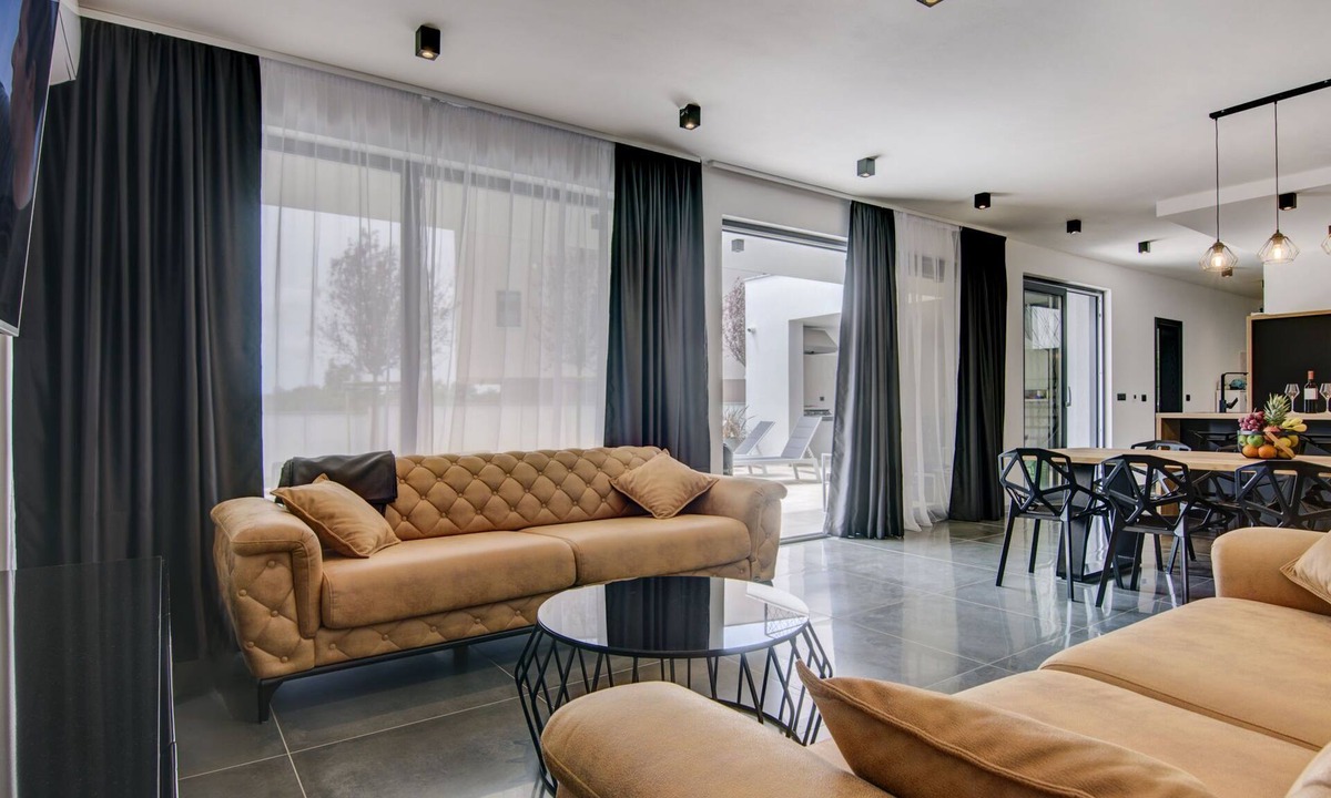 Stokovci House | Vacation home Lina by Interhome
