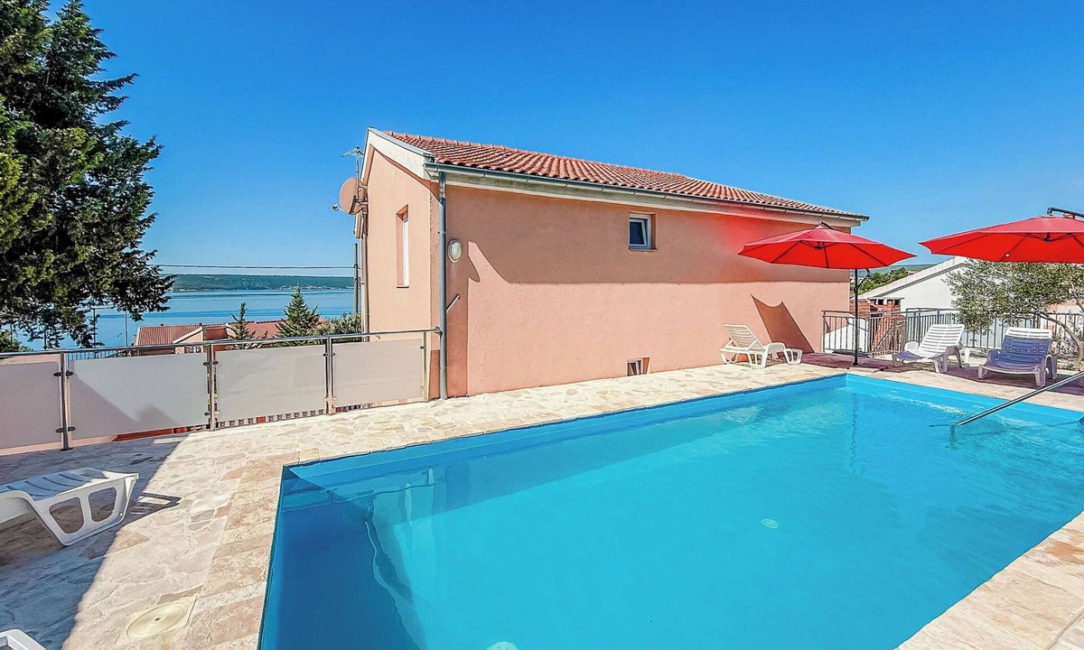 Maslenica House | Vacation home Maja by Interhome