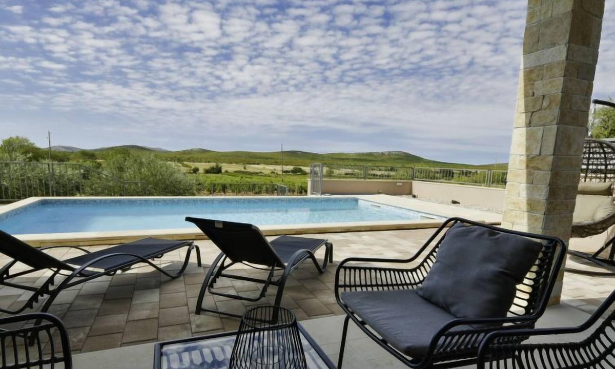 Stankovci House | Vacation home Paula by Interhome