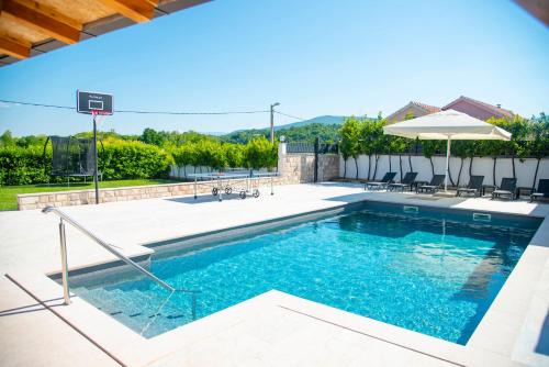 Citluk Villa | Vacation villa Matic with 7 bedrooms