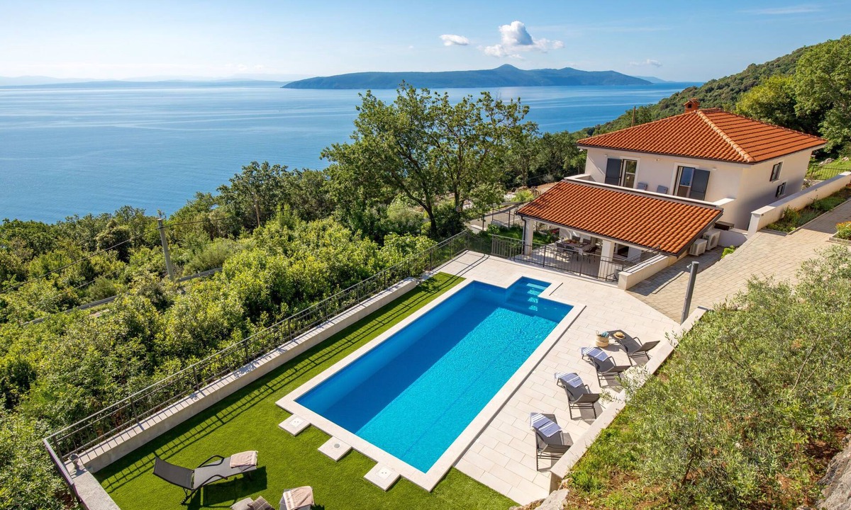 Moscenicka Draga House | Villa Alba by Interhome