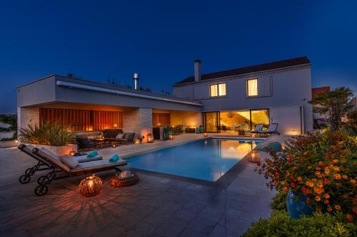 Nerezine Villa | Villa Amorosa, Luxury Villa with Large heated Pool & Sea View, Lošinj Island