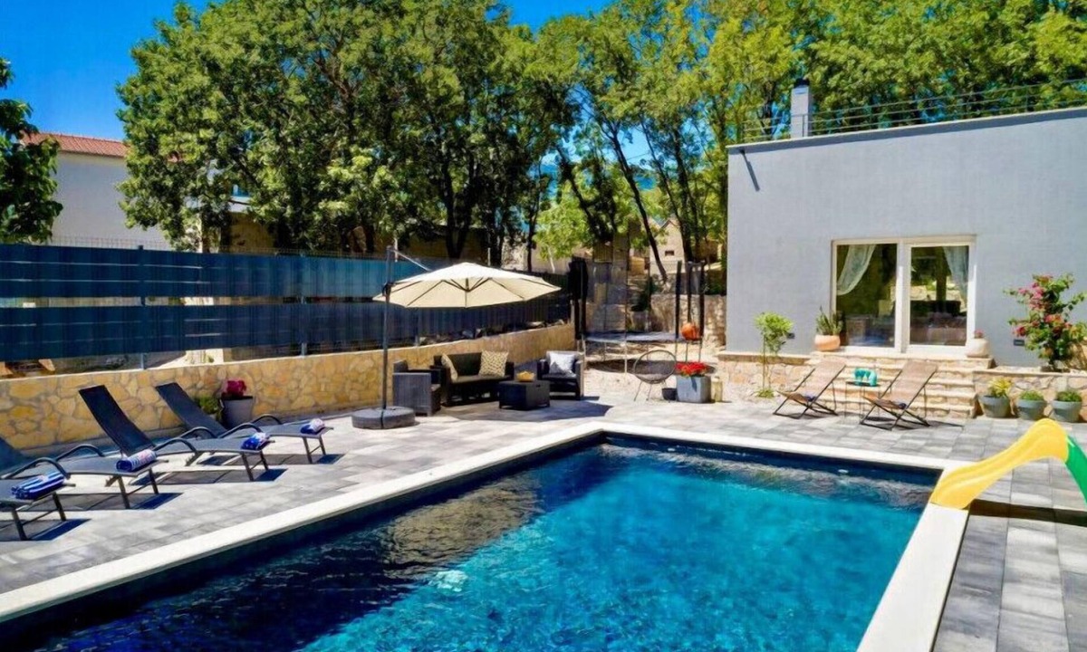 Zagvozd Villa | Villa Andrea in Makarska by Villas Guide