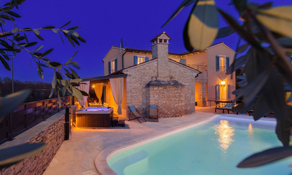 Svetvincenat Villa | Villa Angelina (Istria - Svetvinčenat)