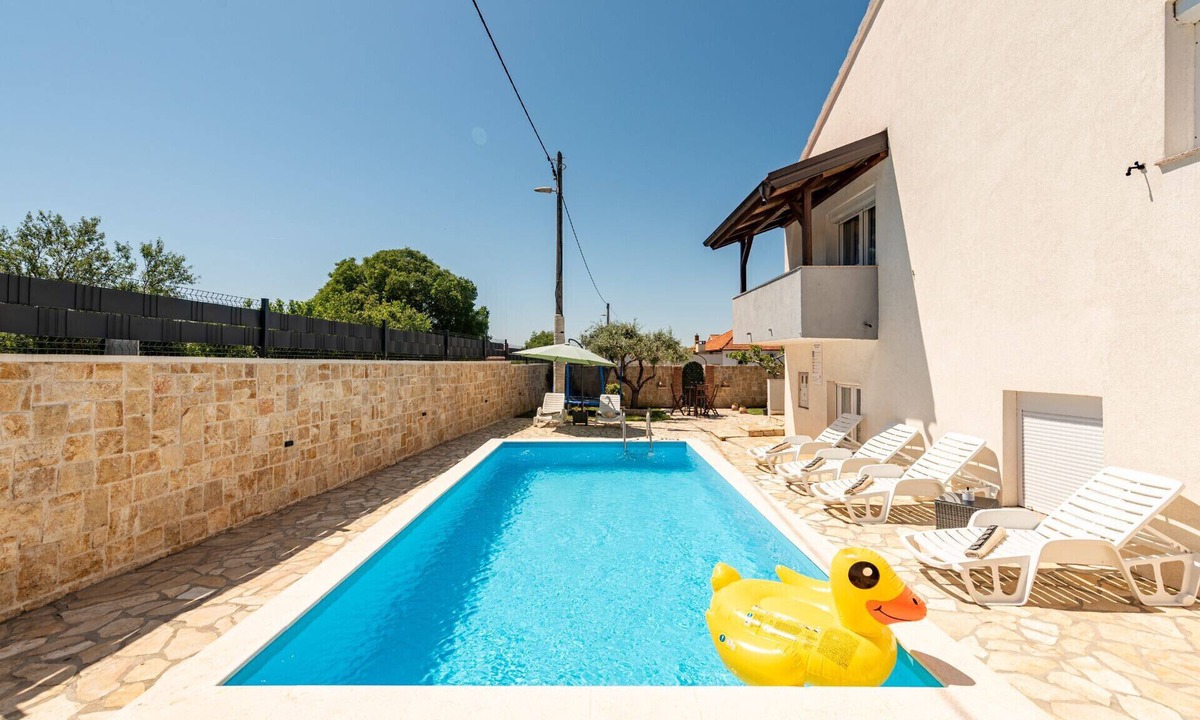 Lovinac Villa | Villa Ariane with pool