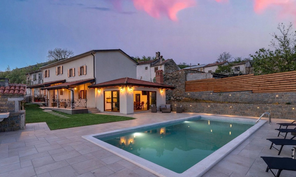 Buzet Villa | Villa Balussi (Istria - Buzet)