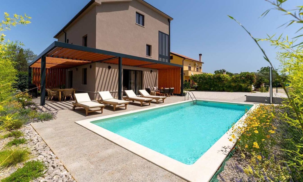 Cervar House | Villa Balzarini with pool, Bašarinka, Poreč