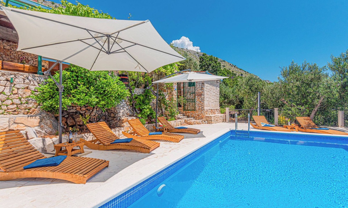 Jesenice Villa | Villa Betelgeuse in Jesenice