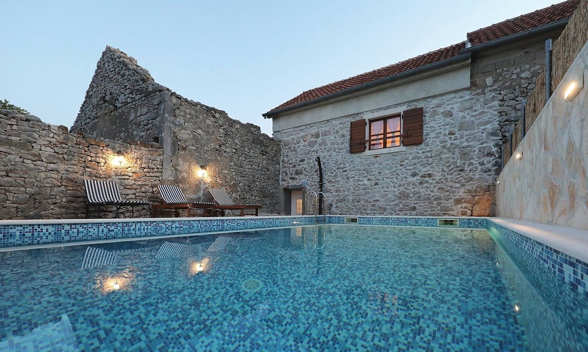 Nadin House | Villa Blue Wind (V0191-K1) - Nadin