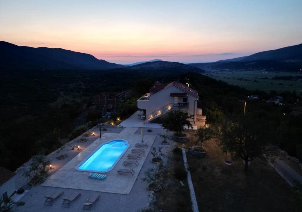 Muc Villa | Villa Brig