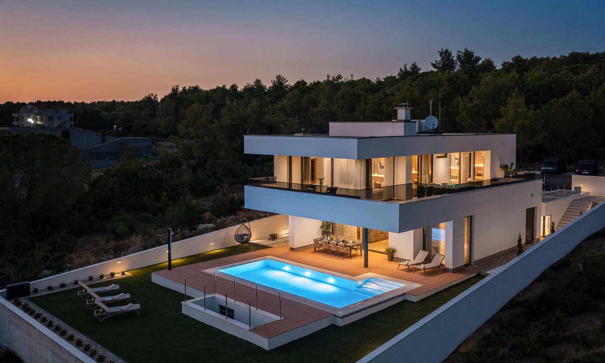 Diklo Villa | Villa Calvi ZadarVillas