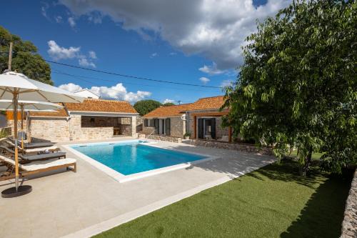 Primosten Burnji Villa | Villa Casa di Perla