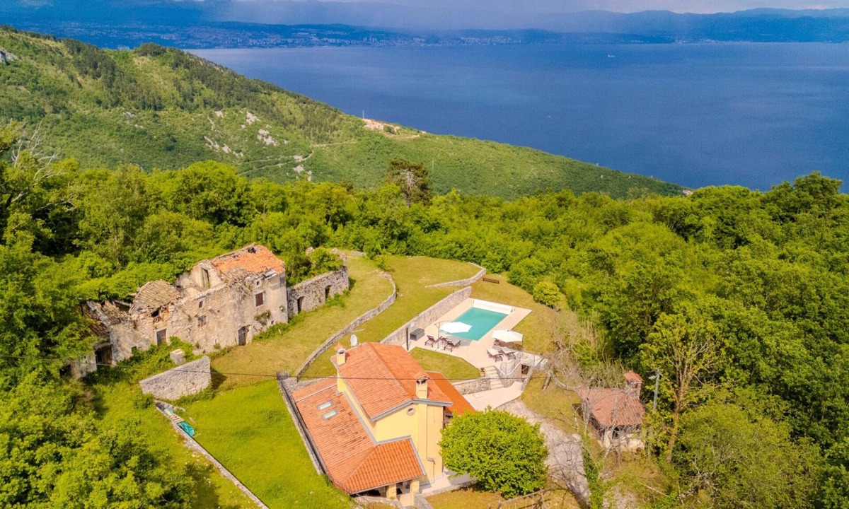 Sucici Villa | Villa Casa Natura Ucka - Opatija by Villas Guide