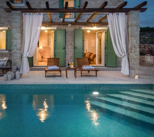 Blizna Donja Villa | Villa Cavalleria Rusticana with heated pool and vineyard