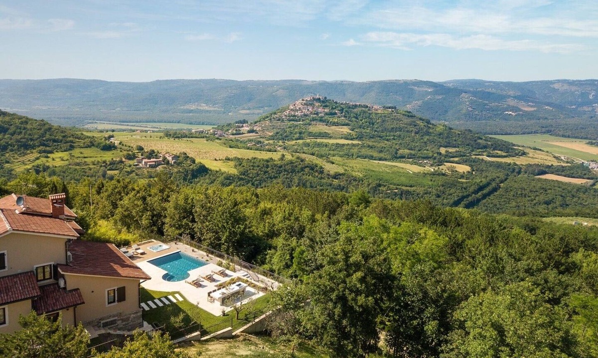Motovun Villa | Villa Clara Meloni in Motovun