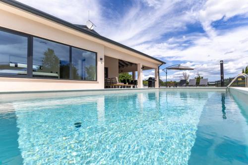 Kringa Villa | Villa Coriticum with pool and indoor Jacuzzi