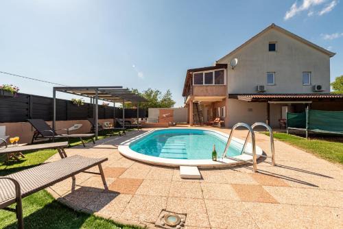 Nadin Villa | Villa Dandelion ZadarVillas