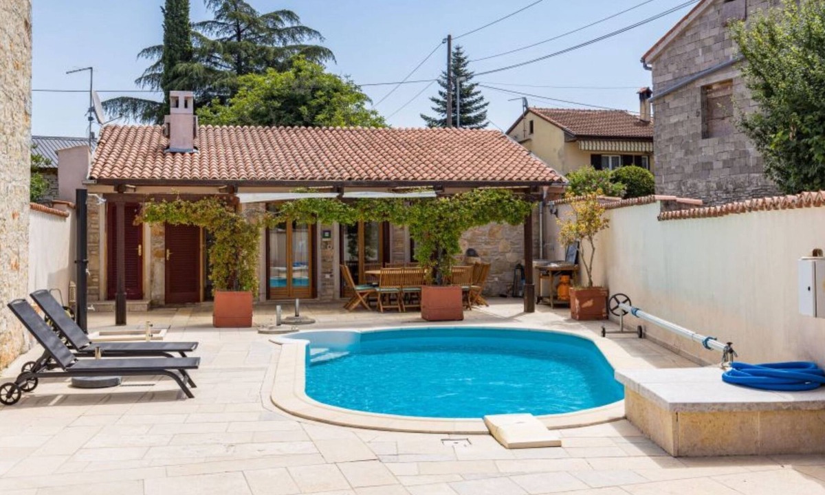 Burici House | Villa Diana by Interhome