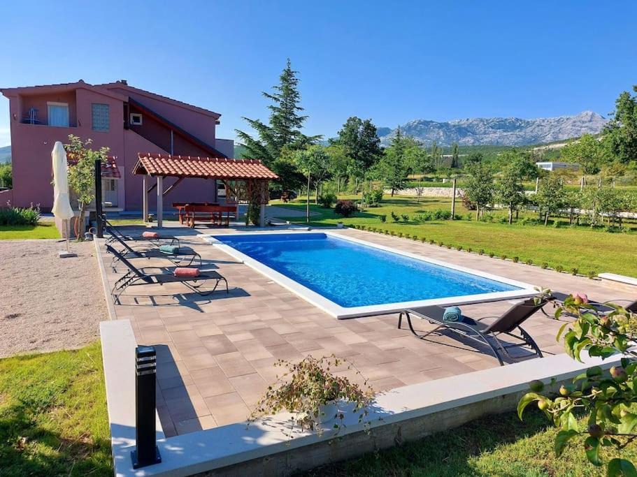 Ercegovci Villa | VILLA DOLA near Split - private pool, orchard, peace