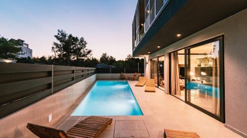 Srima House | Villa Domina by Villas Holiday
