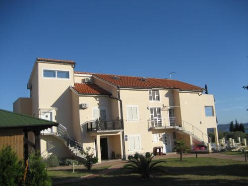 Sveti Filip i Jakov Apartment | Villa „Drei Palmen“