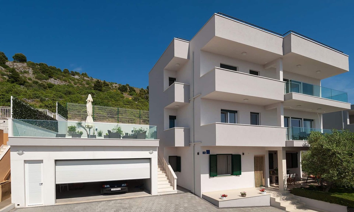 Podglavica Villa | Villa Famiglia with Swimming pool