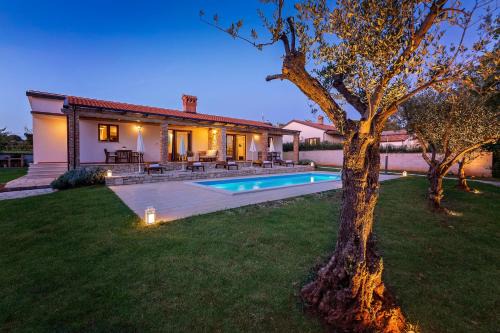 Kastelir Villa | Villa Grebac