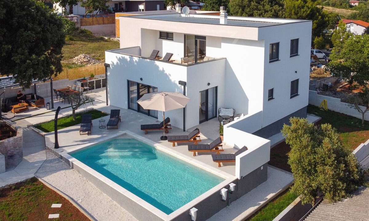 Vintijan Villa | Villa Hana near Pula with private 32 m2 pool & only 2 km from the beach