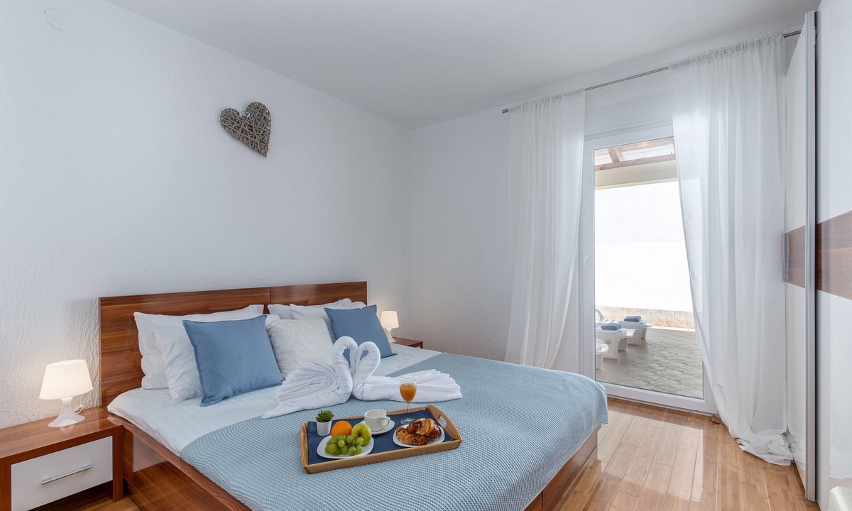 Dramalj Apartment | Villa in Dramalj, family friendly, pool, close to the beach