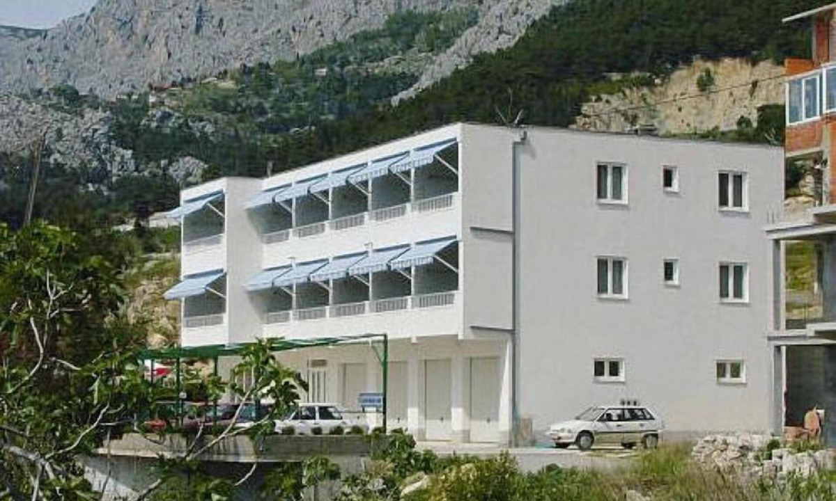 Omis Apartment | Villa in Nemira with Sea Views and Hiking