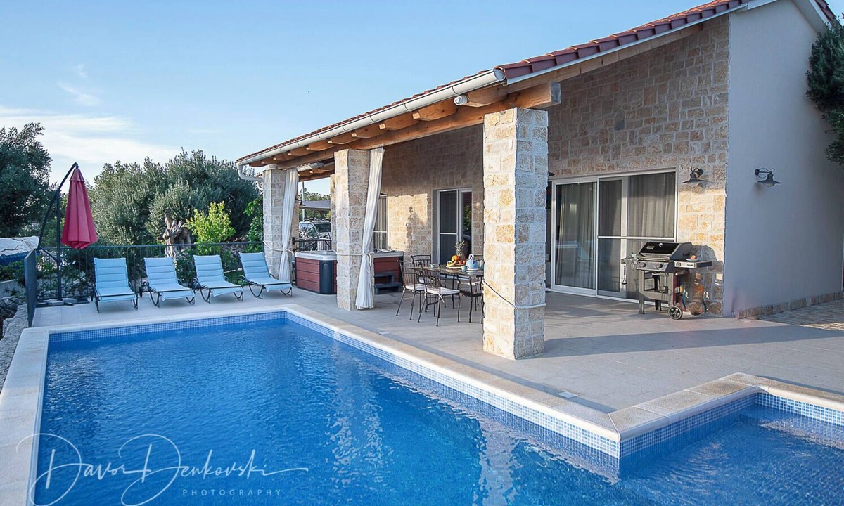 Jakisnica House | Villa Island Villa Adriana (V9541-K1) - Jakisnica