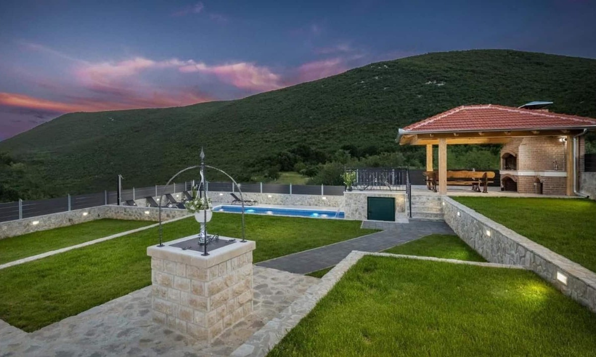Sinj Villa | Villa Ivandvor With Pool