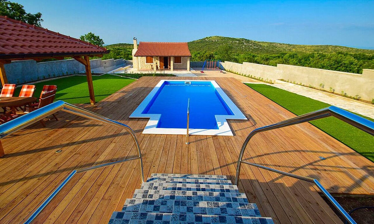 Velim House | Villa Julija (V6911-K1) - Grabovci