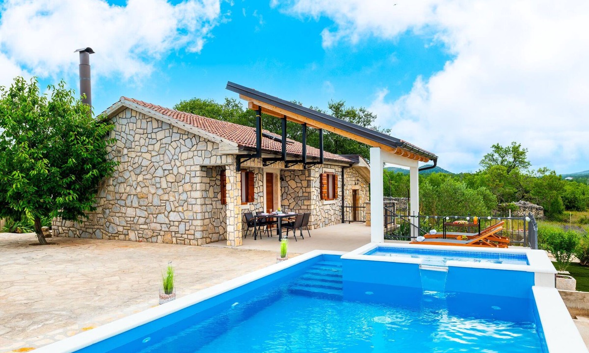 Gornje Danilo House | Villa Kiara (V9742-K1) - Unešić