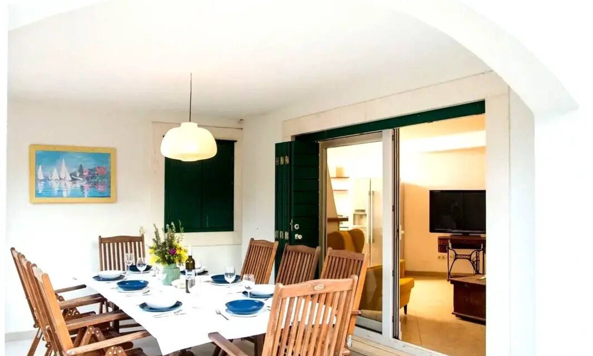 Rukavac House | Villa Lapis Vis - Treat yourself with the vacation you deserve!