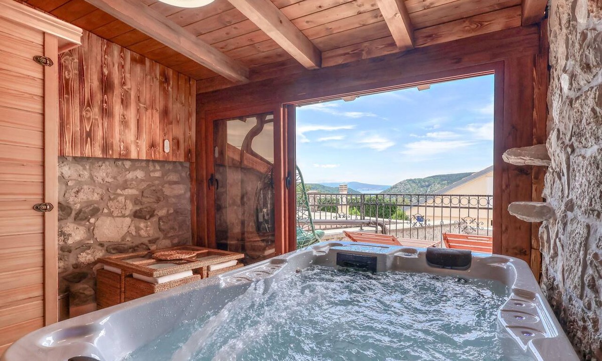 Grizane House | Villa Lara by Interhome