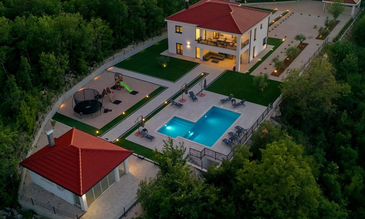 Grubine Villa | Villa Lea-Makarska by Villas Guide
