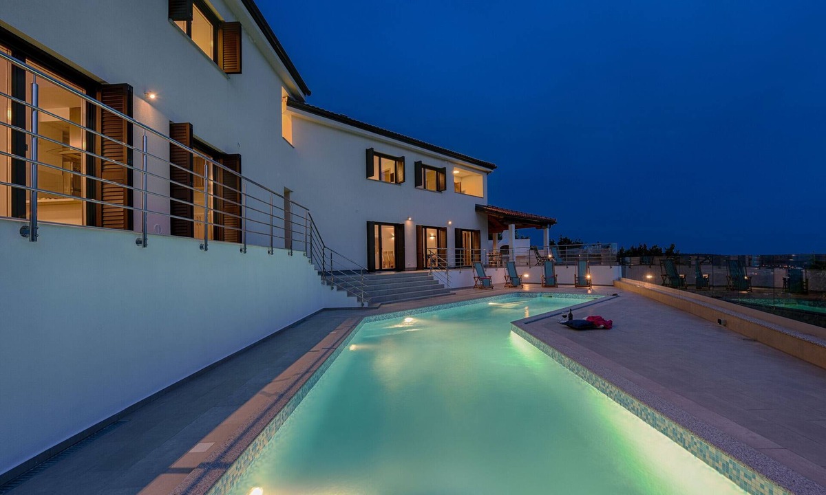 Rtina Villa | Villa Lubey ZadarVillas