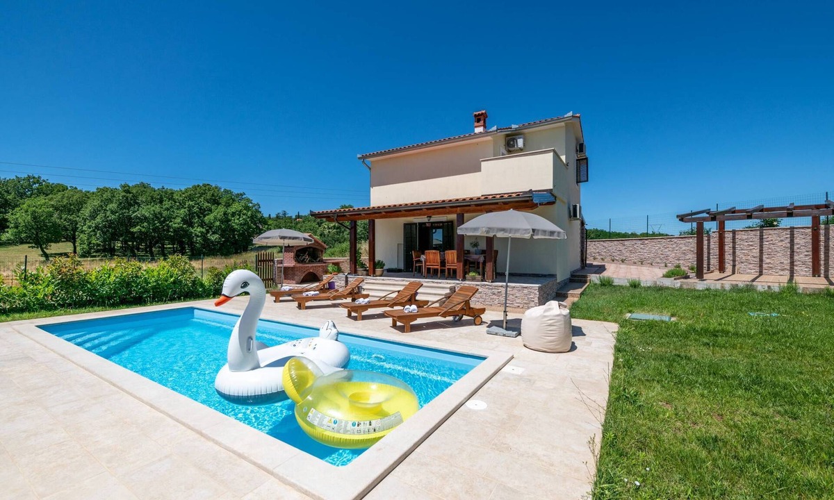 Manjadvorci Villa | Villa Madonnina with pool