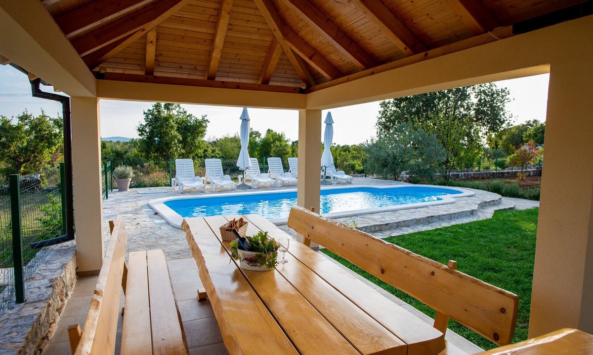 Razvode Villa | Villa Magic with heated pool