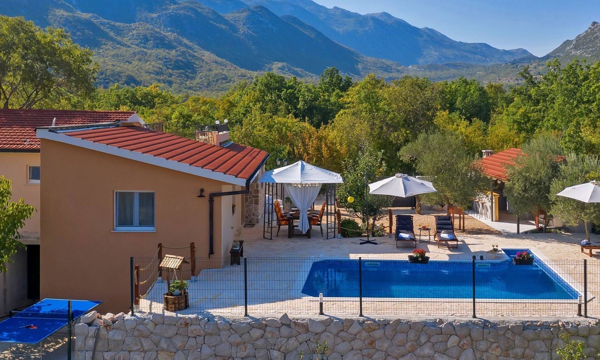Tucepi House | Villa Melita by Interhome
