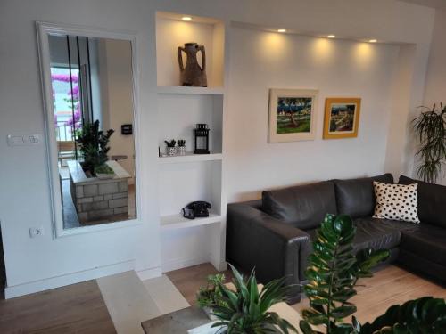 Cove Tri Zala (Zrnovo) Apartment | Villa Mila in Korčula Town