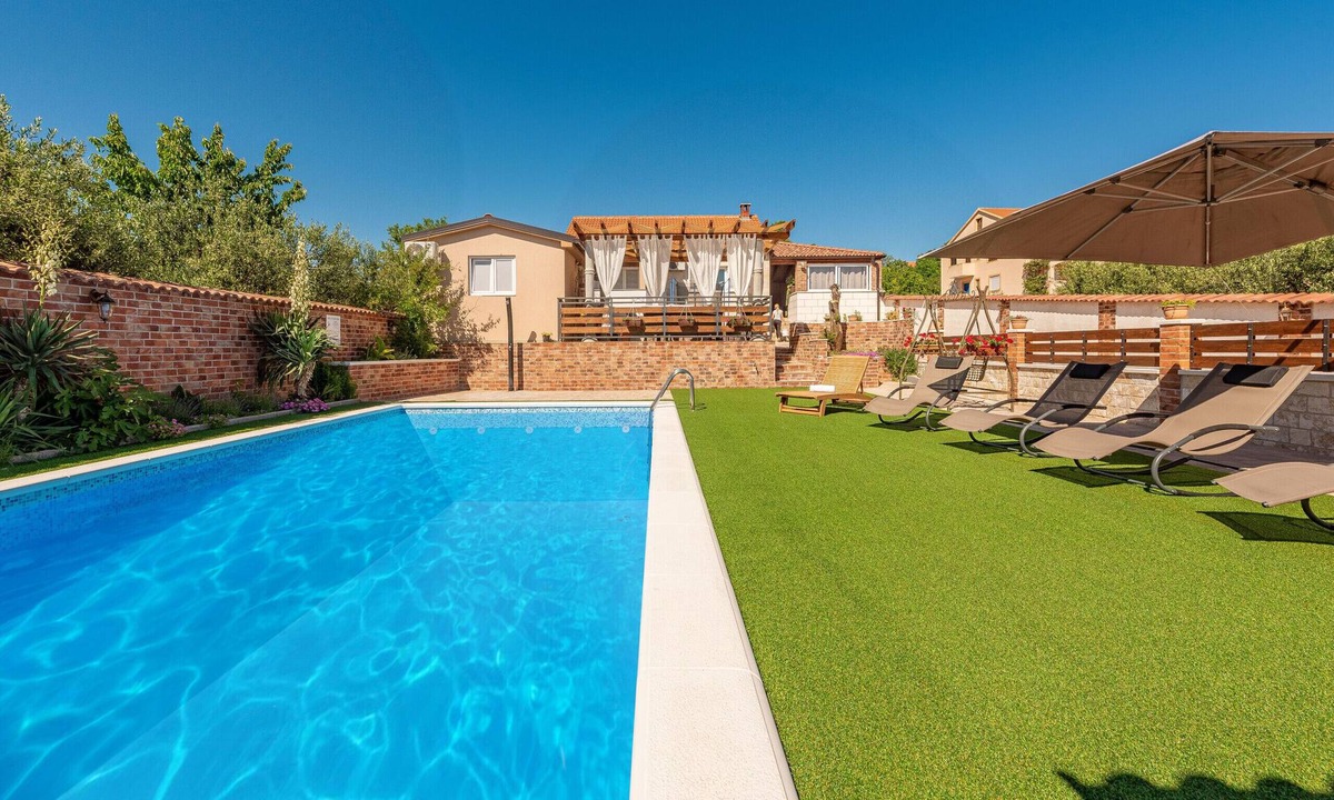 Polaca Villa | Villa Nikolina ZadarVillas