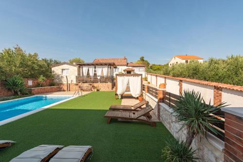 Polaca Villa | Villa Nikolina ZadarVillas