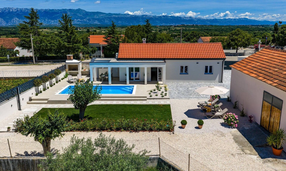 Lovinac House | Villa Olivara near Zadar