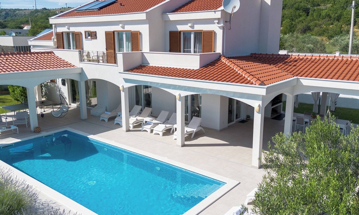 Sestanovac Villa | Villa Olivia - Peaceful Family Paradise Near Beach