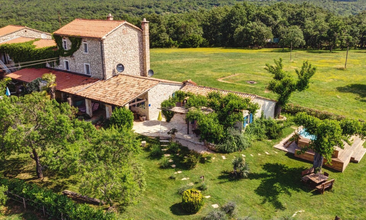 Vardica Villa | Villa Paradiso by Villas Guide