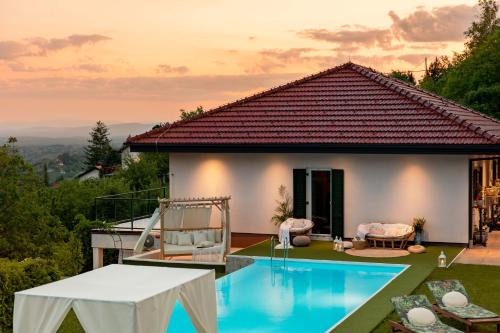 Breznik Plesivicki Villa | Villa Plešivica view - Infinity Pool & Private Spa